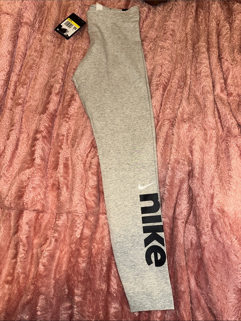 Nike Women’s Heather Gray Leggings with Black Logo